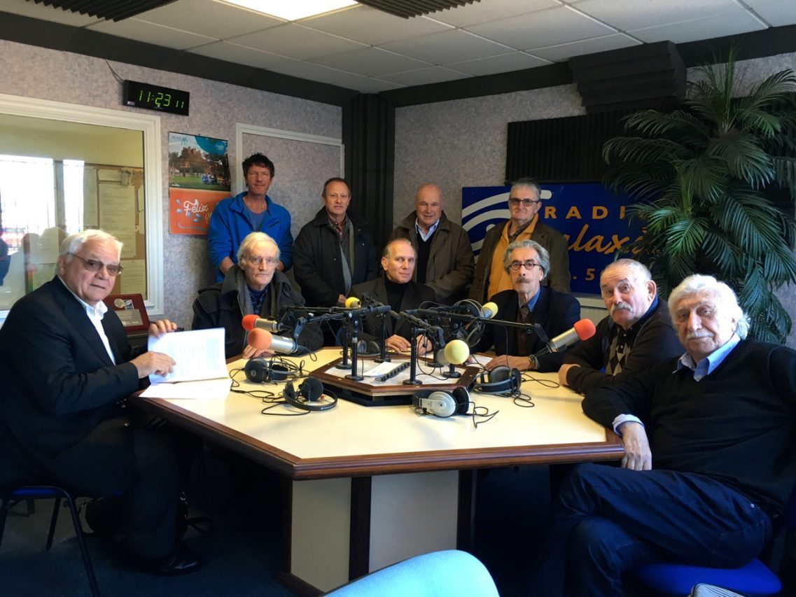 Les membres de Solon 31 autour du président de Radio Galaxie, Michel Audoubert