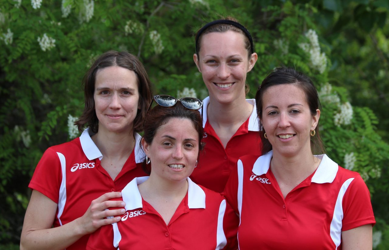 L'équipe 1 féminine, de g. à d., : Delphine LEGRAND, Katty ROBINEAU, Emmanuelle PICCINI, Audrey SOUCASSE, capitaine de l'équipe. Photo USR Tennis