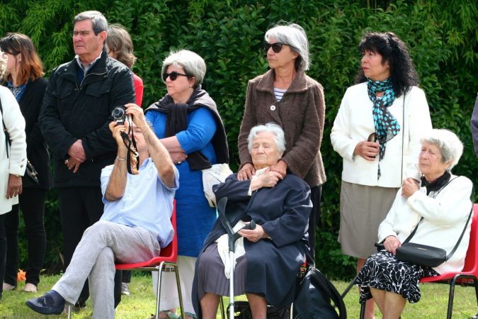 Beaucoup d'émotion pour sa sœur Aurélie Sorroche née de Florès aujourd'hui âgé de 93 ans et demi et qui avait tenu à faire le déplacement
