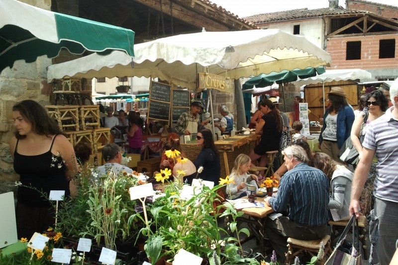 Montbrun : Un marché dominical toujours très prisé 