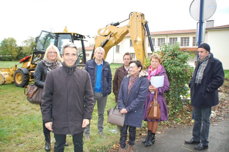 Bientôt un nouveau parking sur le site du Pilat. Bientôt un nouveau parking sur le site du Pilat.