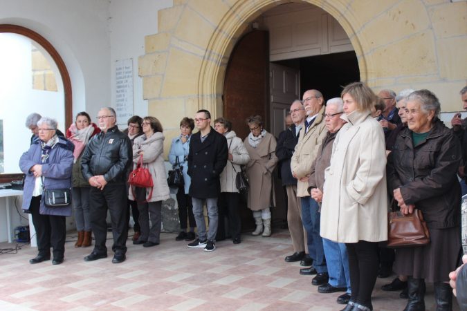 Les Landorthais recueillis pour un hommage solennel