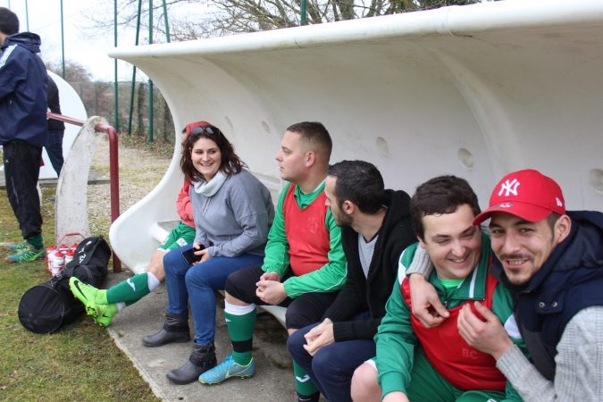 Y a d'la joie sur le banc