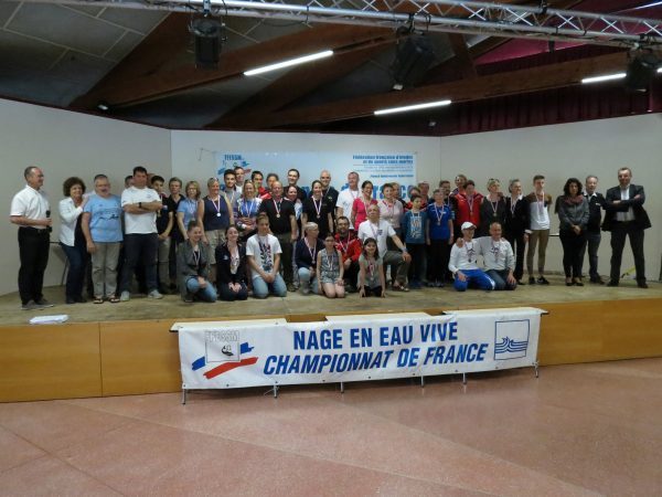Les médaillés dirigeants et responsables locaux