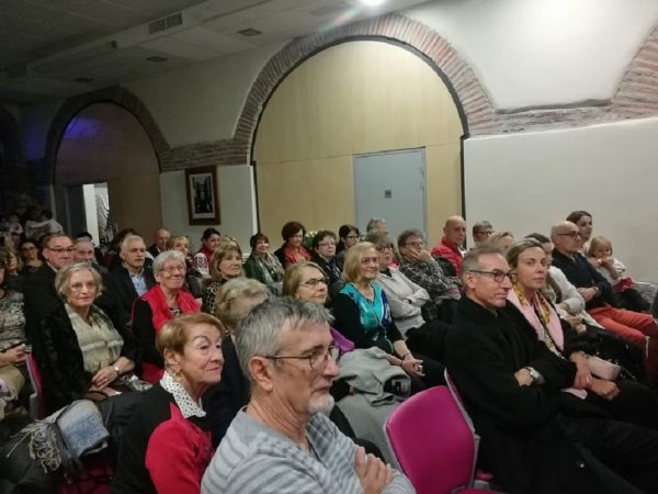 Près de 80 personnes se sont rassemblées à la mairie