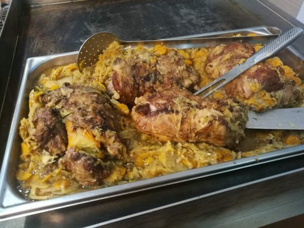 Epaule d’Agneau des Pyrénées roulée aux légumes