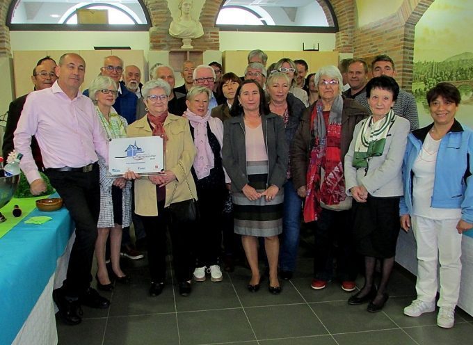 La municipalité de Cazères reçoit les rubans du patrimoine pour la réhabilitation de son église