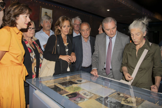 visite du musée dédié à Claude Nougaro par sa fille, Cécile Nougaro, à l’intérieur de la péniche