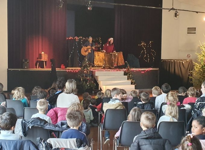200 enfants réunis pour le Noël des centres de loisirs de la communauté de communes Cœur de Garonne