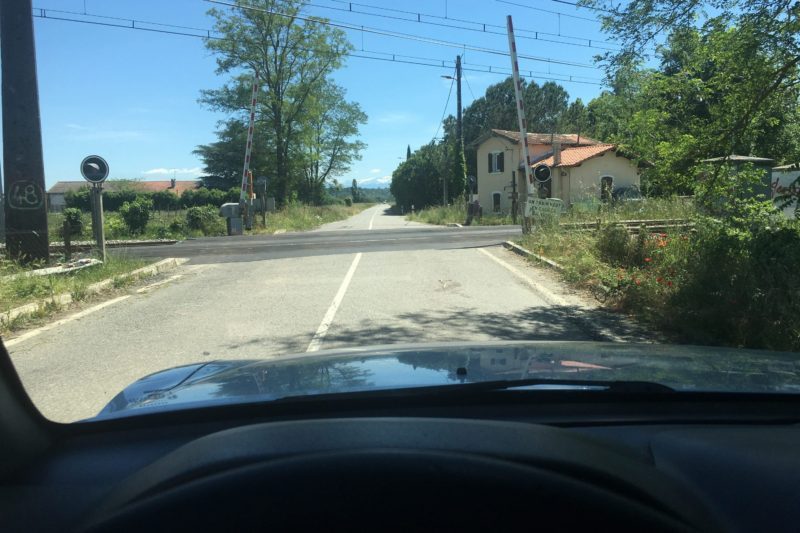 Le passage à niveau reliant Saint Julien sur Garonne à l’autoroute enfin ré-ouvert Le passage à niveau reliant Saint Julien sur Garonne à l’autoroute enfin ré-ouvert