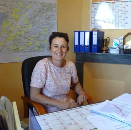 Céline Laurenties, maire de Péguilhan-Lunax, préside le conseil municipal.