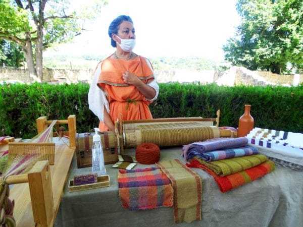 Potier, tisserande, mosaïste, de passionnantes reconstitutions du quotidien gallo romain à la VIlla (2)