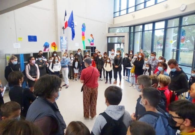 La principale du collège Charles Suran, AnneLise Roux, a accueilli les élèves jeudi 2 septembre, jour de la rentrée des classes.