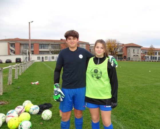 La CHAF, classe de foot du collège de Boulogne, accueille filles et garçons.