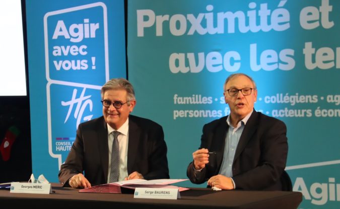 Première signature, avec la communauté de communes