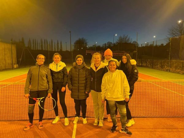 Les résultats du dimanche 16 janvier pour le club de tennis Entente des 3 Châteaux (équipe Hommes 1).