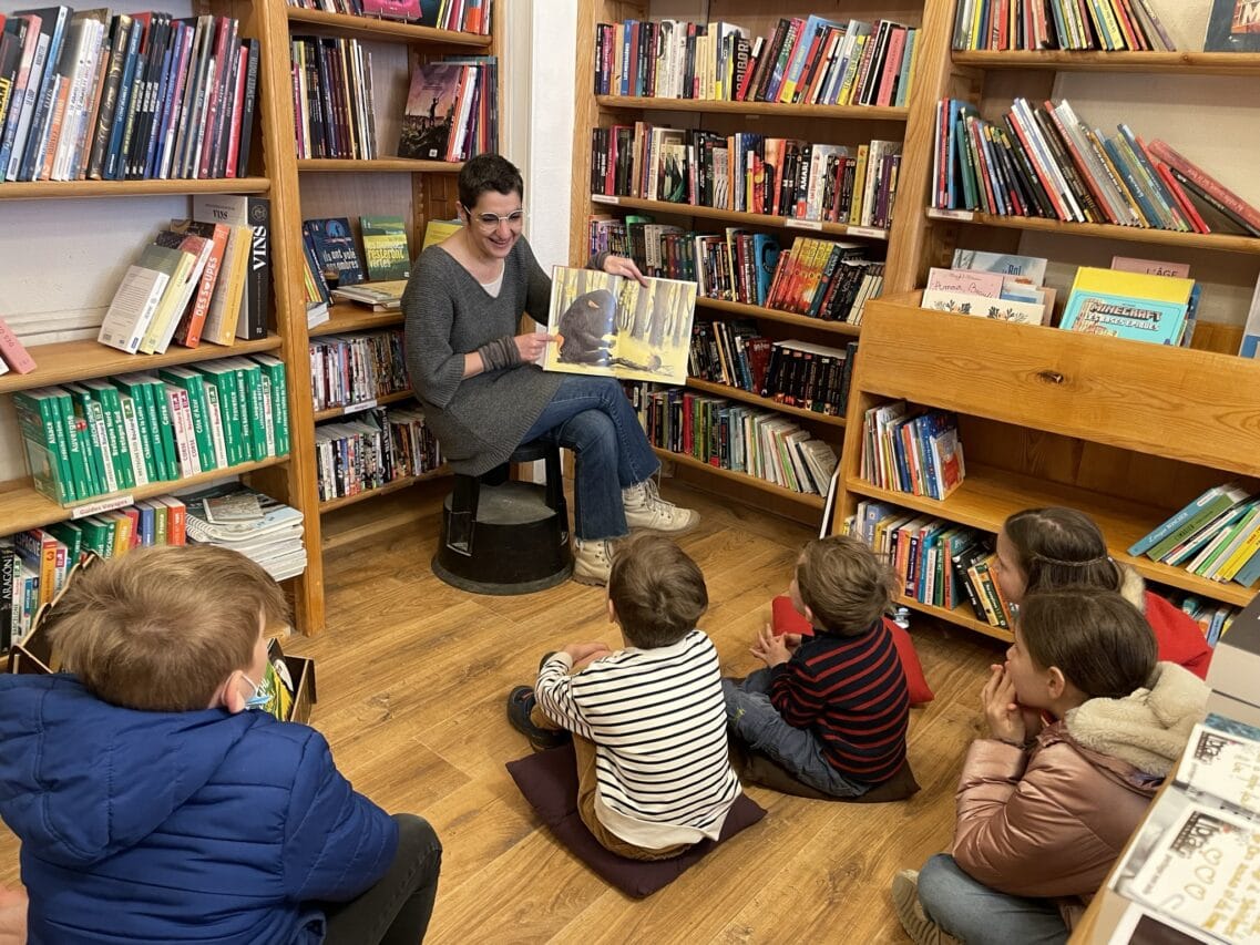 Lecture par Agnes à la Librairie des Thermes à Luchon