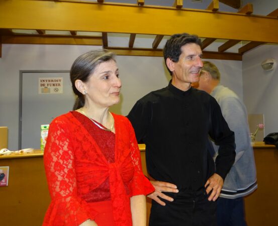 Le duo Sostenuto a produit une extraordinaire performance musicale samedi soir 7 mai à l'auditorium de Boulogne, à l'invitation de l'association Guitare et Musique pour tous.