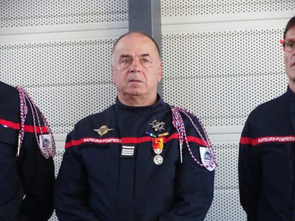Beaucoup d'émotion pour le capitaine Philippe Navarre, qui quitte le commandement du centre d'incendie et de secours de Boulogne, pour une retraite bien méritée.