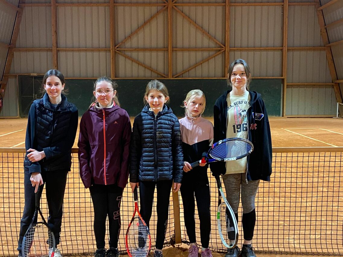 Au tennis club d'Aurignac, demi-journée d'initiation sur les terrains extérieurs, inscrivez-vous (photo d'illustration).