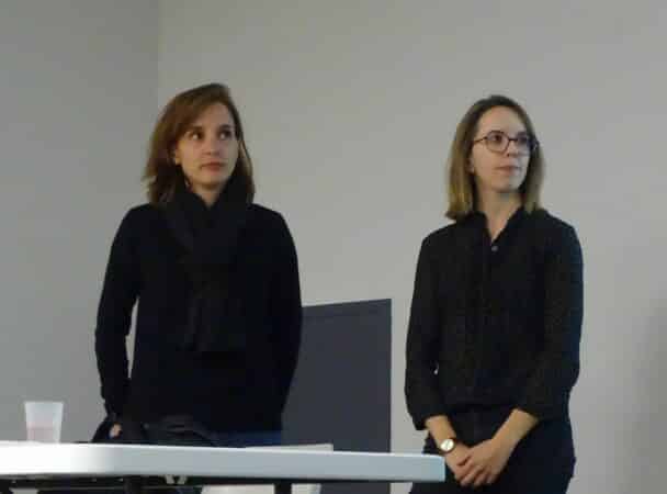 Sandrine Lanxade, responsable environnement, et Sophie Tiran, responsable régionale sud-ouest de WPD, lors de la présentation du projet agrivoltaïque à Larroque.