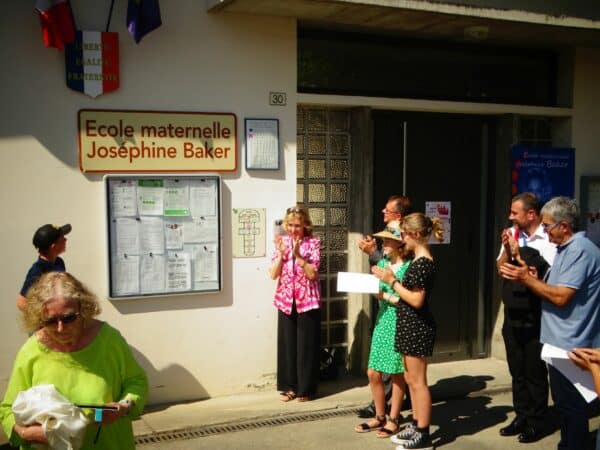 Un cérémonie de baptême pour l'école maternelle d'Aurignac, désormais école Joséphine Baker.
