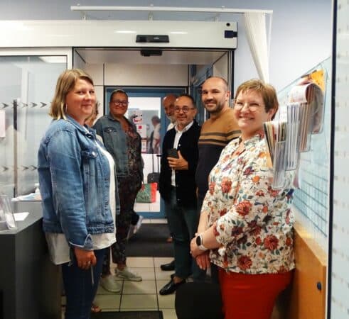 Présentation officielle de la permanence de la MSA à la maison France Services de l'Isle en Dodon.(à g Séverine, conseillère France Services)