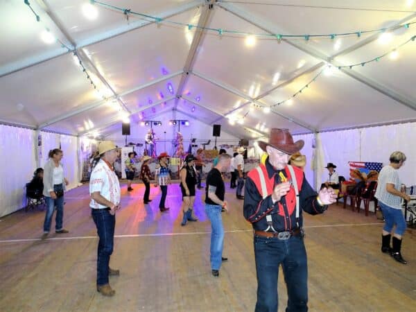 Le Festiv'été à Boulogne, un beau succès pour la section danse country de la Virée des As.