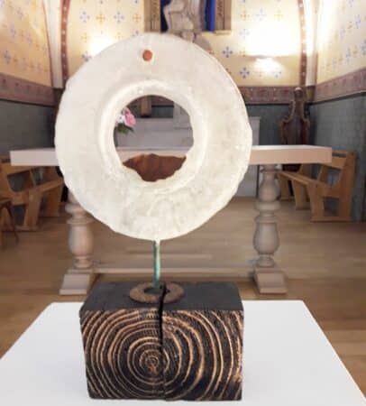 Un cru exceptionnel pour l'exposition artistique de la MJC de Monléon avec des peintres et sculpteurs aux talents multiples (sculpture de Kavin).