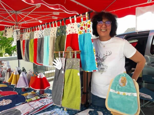 Le premier marché de créateurs et d'artisans a réuni de nombreux talents à Chélan le week-end dernier (Fée Viviane Couture).