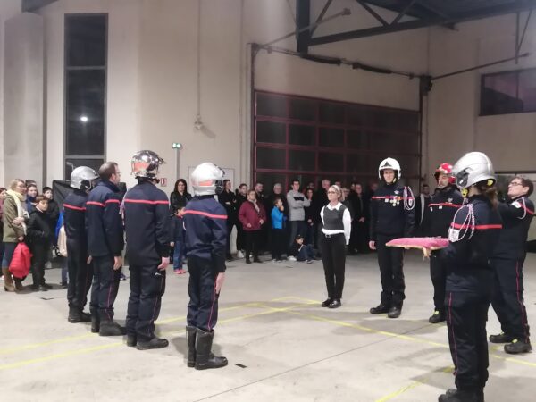Remise de médailles et de galons