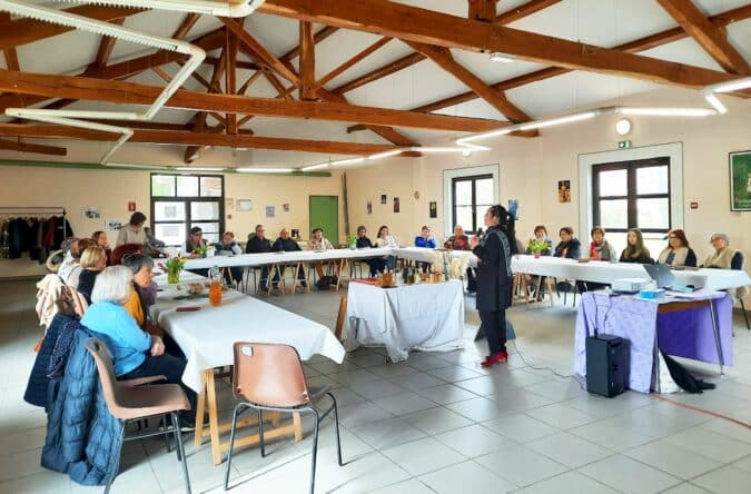 La Maison Gauloise a organisé une passionnante conférence sur les parfums, animée par Régine Ferrère-Camps.