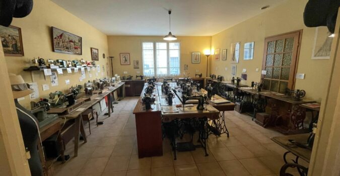 Des machines à coudre plus que centenaires au Musée de l'Isle en Dodon.