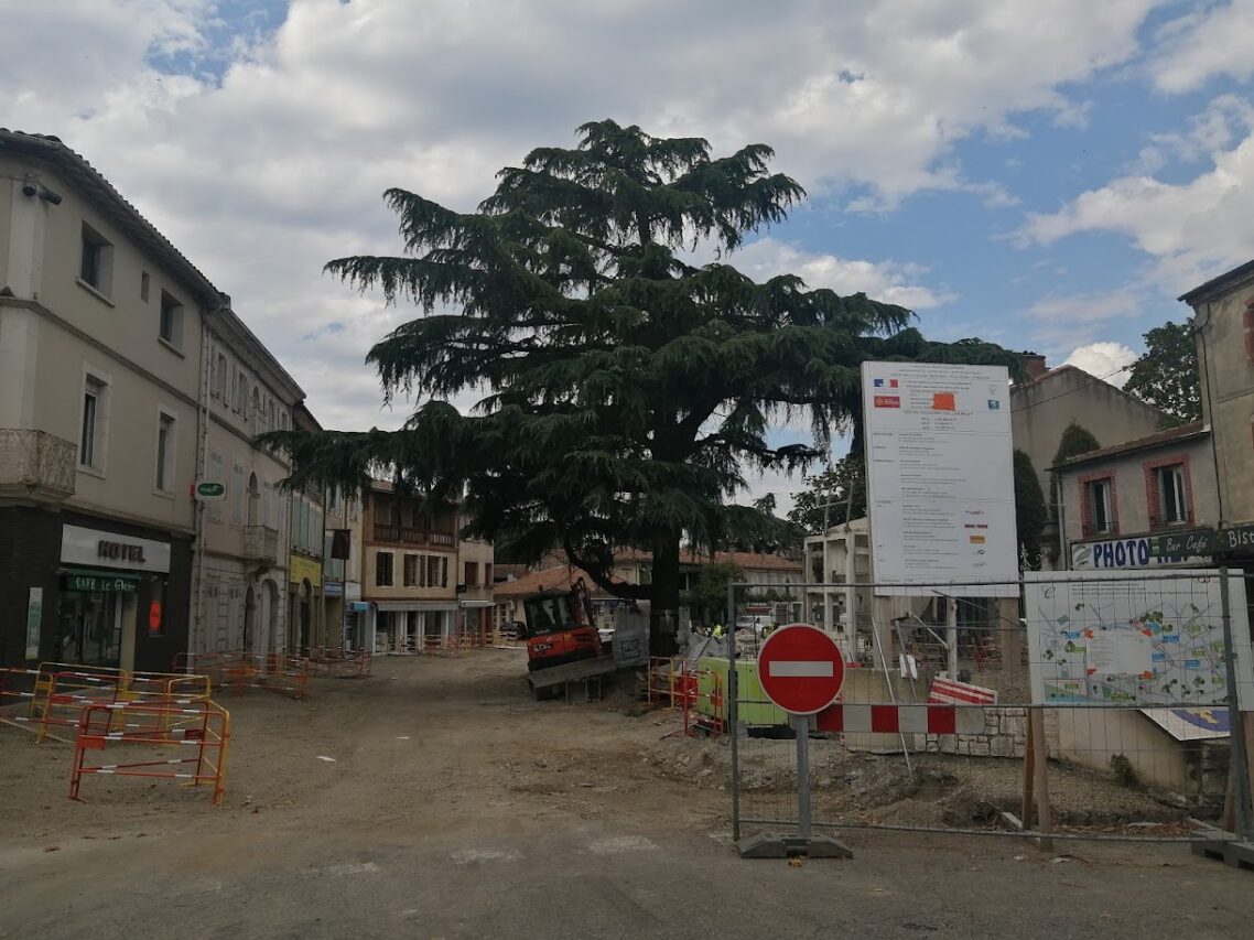 Une déviation a été mise en place pour contourner le boulevard interdit à la circulation