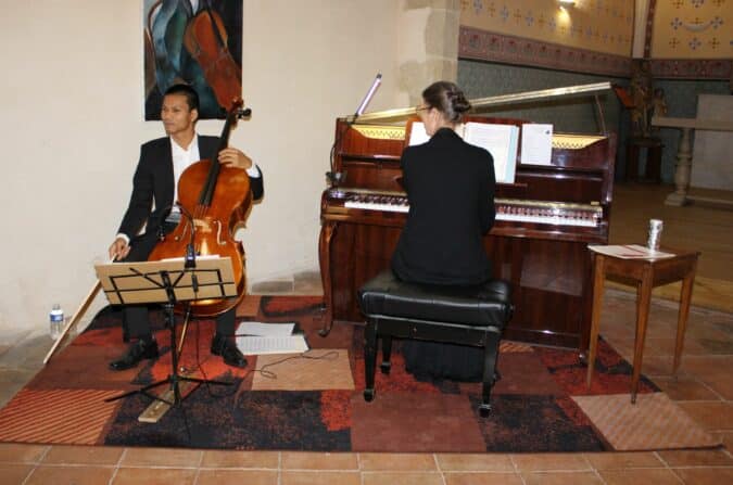 Le concert classique d'A. Moulard et E. Roelly à Monléon.