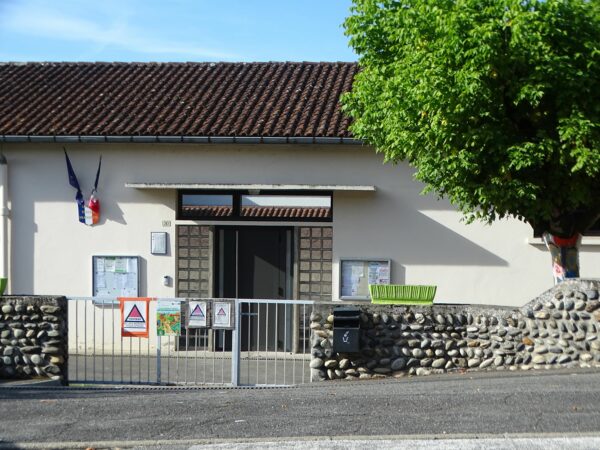 L'école maternelle d'Aurignac a accueilli Sophie Téoule, la nouvelle directrice.