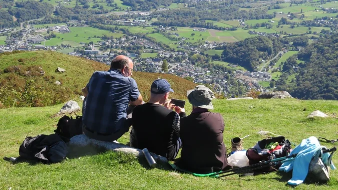 Récompense des marcheurs, le panorama final au mont de Gez.