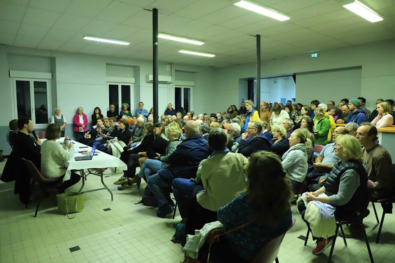 Réunion sous haute tension avec les élus locaux à la mairie d’Estaden