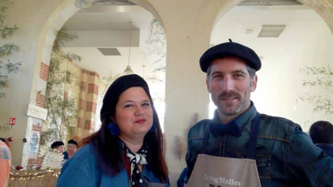 Elodie Pasquotto et Florian Moudens, secrétaire et président de l'association des commerçants et artisans du Magnoac, aux manettes des Rég'Halles.