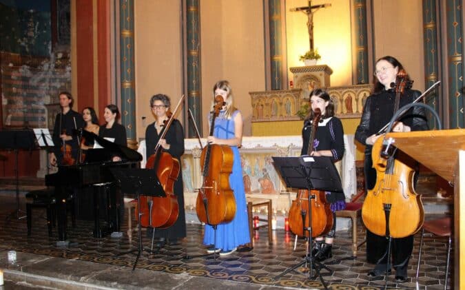 Les musiciens du Pré-des-Notes en concert à Villeneuve.