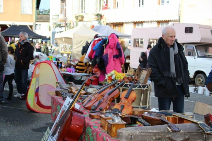 La brocante vide-greniers de Broc and Brol à l'Isle-en-Dodon.