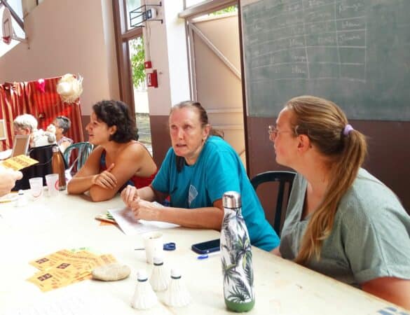 Le club de badminton a fêté Agnès Busnel (au centre, lors d'un forum des associations -archives-) pour son engagement pendant de longues années.