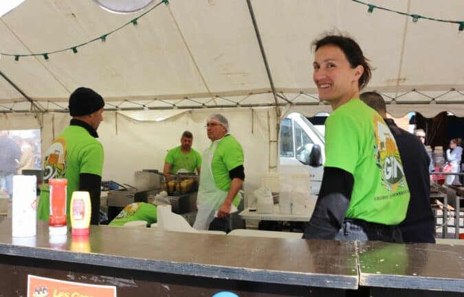 Le GDA de l'Isle préparait les repas non-stop à la Foire du Printemps et du Goût.