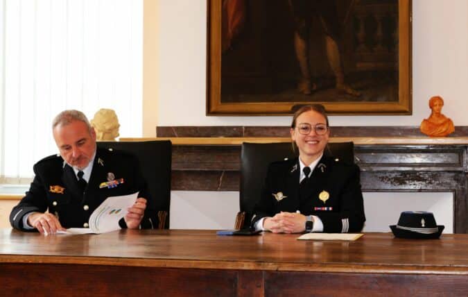 Le major Delhoste et la cheffe d'escadron de Saint-Gaudens Cécile Charras-Dupont, à Boulogne pour la réunion d'inspection de la Gendarmerie.