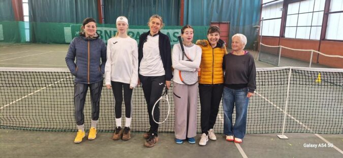 Les filles de l'équipe 1 ont vaincu en Championnat régional Caisse d'épargne, beau premier résultat pour l'Entente des 3 Châteaux.