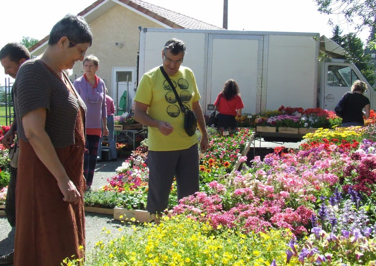 Marché aux plantes de printemps à Liéoux, avec producteurs et artisans. (photo d'illustration)