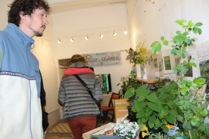 Les plantes sauvages des chemins et des jardins, 40 sauvageonnes exposées à Aurignac par Passe-Graines.