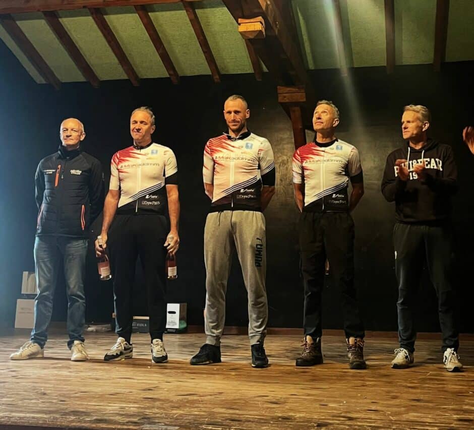 Le podium du Grand Prix cycliste de Labastide Clermont, avec les Samanais Maxime Sajot (2è) et Marco Régis (4è). Ce dernier monte à la 1è place du Challenge MakAdamm 31.