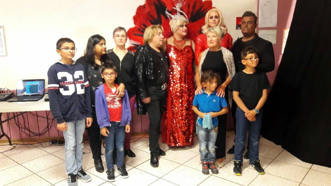 Une soirée festive haute en couleurs vous attend