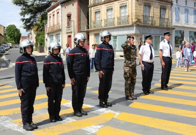 Commémoration du 8 mai 45 à Boulogne, les représentants des Forces de l'Ordre et des Sapeurs-pompiers.